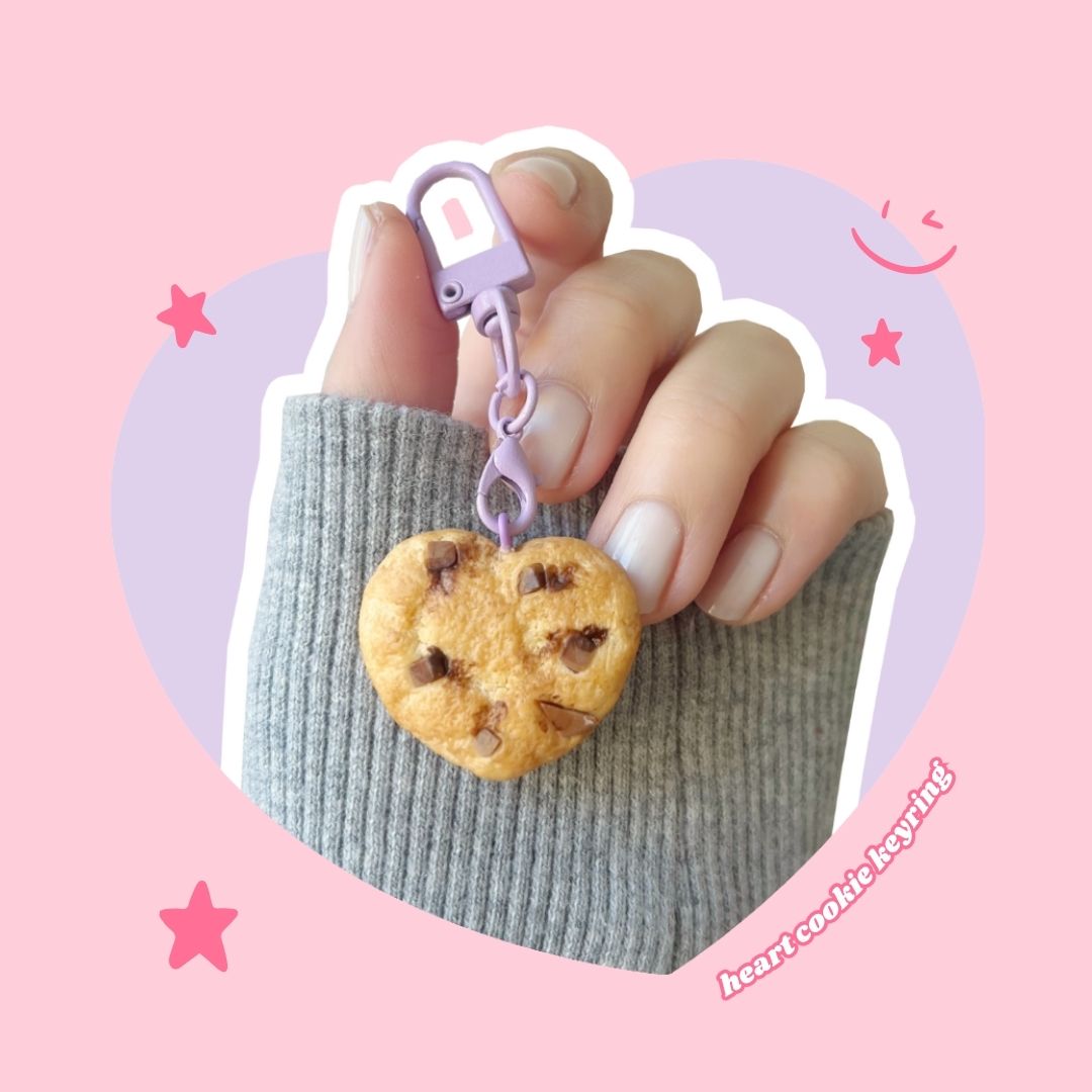 heart shaped chocolate chip cookie keyring