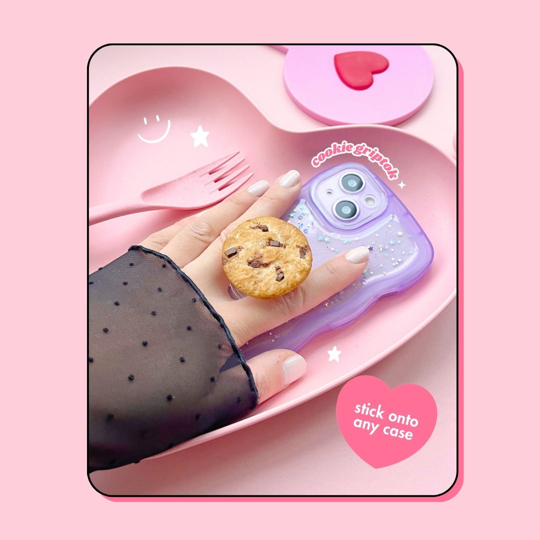 chocolate chip cookie pull out phone grip